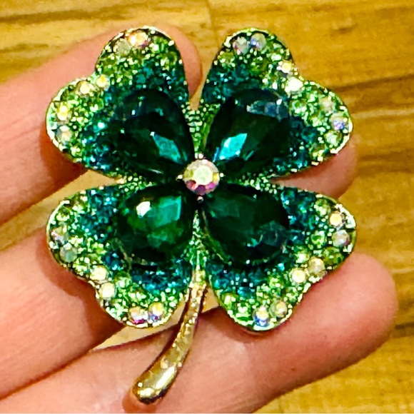 Four leaf clover brooch Large Multi-green Shamrock Good Luck Pin - Picture 4 of 8